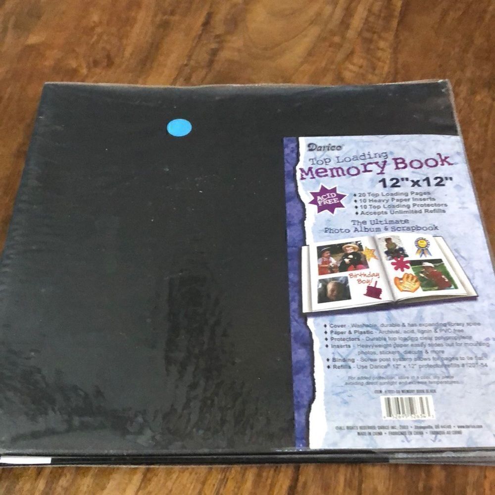 Darice top loading memory book 12 x 12” scrapbook-black